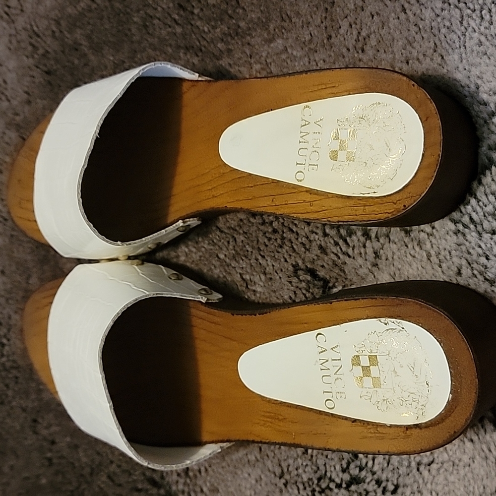 Shoes - Picture 5 of 5